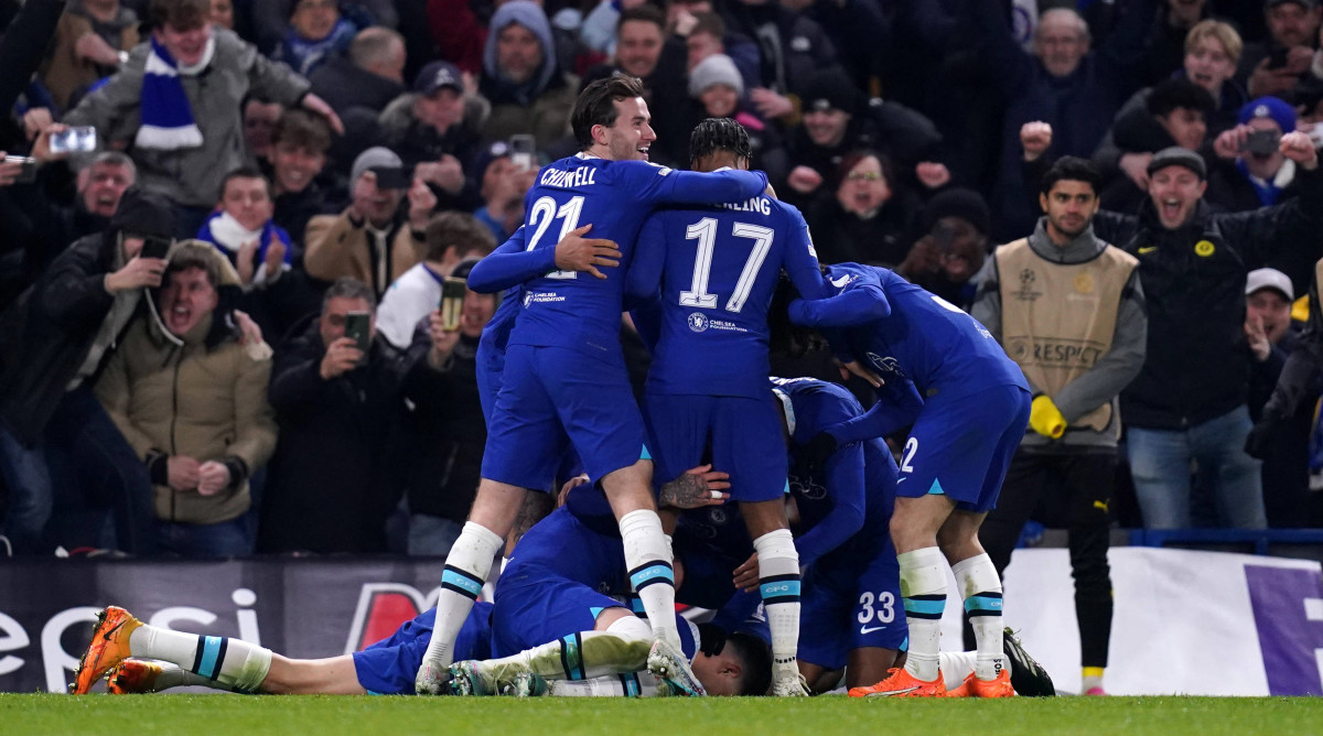 Chelsea celebrates a goal against Dortmund.